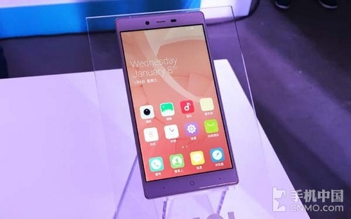 女性手機(jī)配置最高 泡芙小姐IUNI i1發(fā)布第3張圖