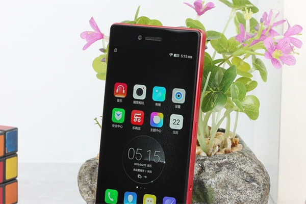 成像不輸卡片 盤點獨具特色的拍照強機