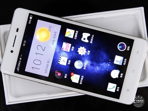 技術(shù)革新提升體驗(yàn) 2015年<a href=/mobile/ target=_blank class=infotextkey>手機(jī)</a>圈新熱點(diǎn)第1張圖