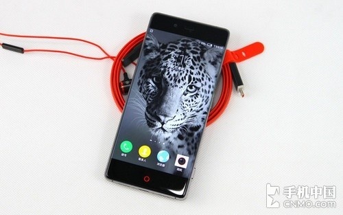 無邊框智能手機_LG G Flex 2第1張圖