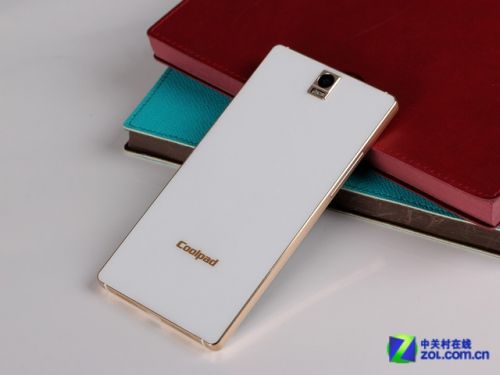 全金屬還是雙玻璃 八大時尚智能機推薦 