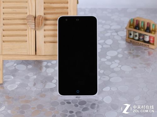 主流時尚旗艦 暑期必關注八大國產手機 