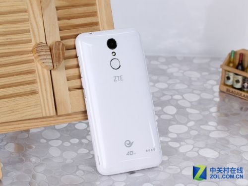 主流時尚旗艦 暑期必關注八大國產手機 