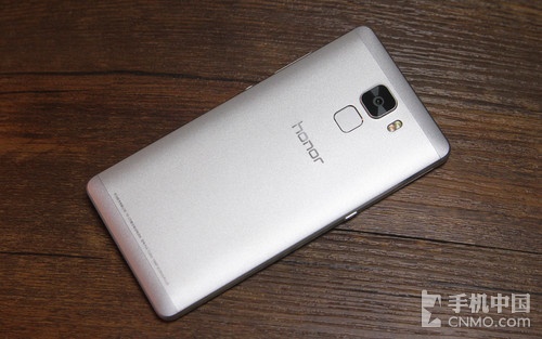 機身硬朗科技感足_華為榮耀7第2張圖