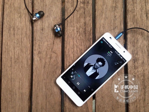 國產(chǎn)設計自強“心”_小米手機4第1張圖