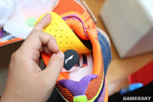 小米跑鞋 智能跑鞋 小米智能跑鞋 李寧智能跑鞋 跑鞋