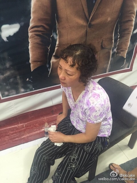 視頻:女子被攪入手扶電梯身亡 太慘了!