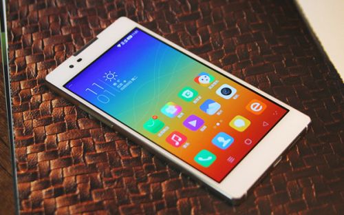 2K屏光學(xué)防抖3GB運(yùn)存 2000元內(nèi)機(jī)型推薦第1張圖