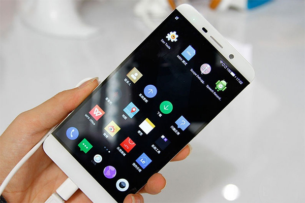 并非只有蘋果 下半年街機潛力手機搜羅