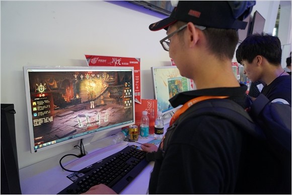 chinajoy chinajoy2015 chinajoy2015新游 鎮(zhèn)魂曲 chinajoy游戲試玩