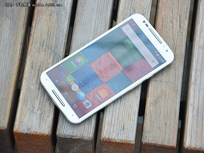 不能再降啦 Moto X再降100元僅售2599元