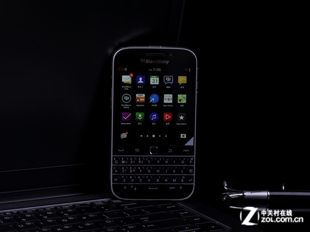 全鍵盤經(jīng)典手機 黑莓Classic Q20促銷 
