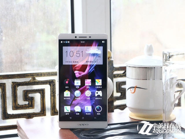 強(qiáng)續(xù)航大屏機(jī) OPPO R7 Plus報2799元 