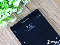 多彩配色黑莓機 黑莓Passport報低價 