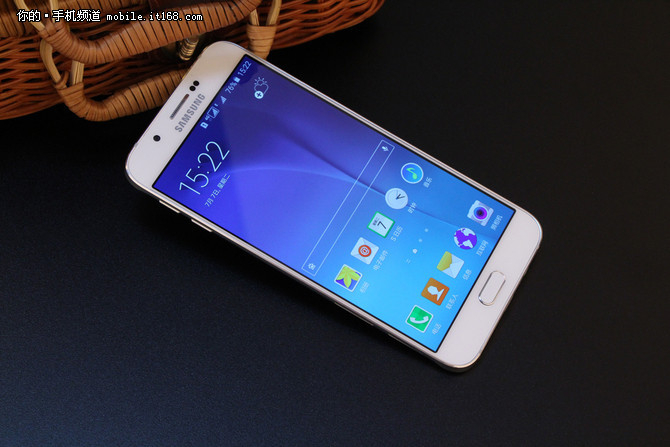 京東白條每月僅需99 三星A8現貨3199元