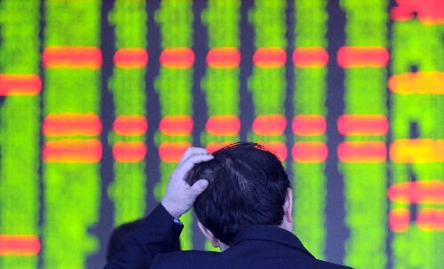 滬指跌幅短暫收窄后跳跌近5% 失守3100點