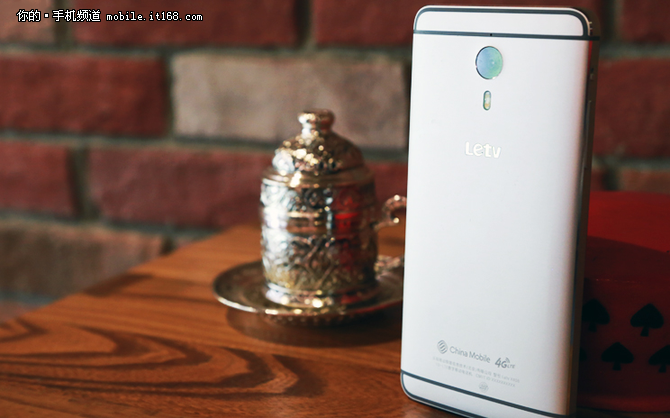 驍龍810手機僅需1499元 樂1Pro雙11大促