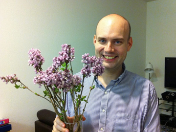 Growth Hack軼事：Facebook是怎么開發活躍10億人的經典功能