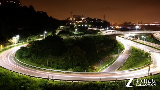 涉足拍照手機(jī)?華碩放出新品發(fā)布會(huì)邀請(qǐng)函