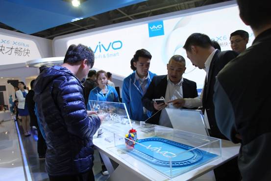 vivo參展中國移動全球合作伙伴大會  