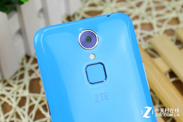 千元新機(jī)誠(chéng)意足  中興Blade A1真機(jī)圖賞