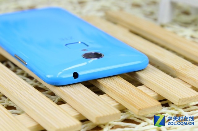 千元新機(jī)誠(chéng)意足 中興Blade A1真機(jī)圖賞