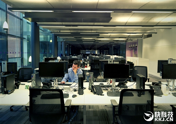 全國城市日均工作時間排行榜:廣州、北京最苦逼