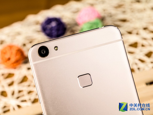 指紋識別全面升級 vivo X6體驗評測 