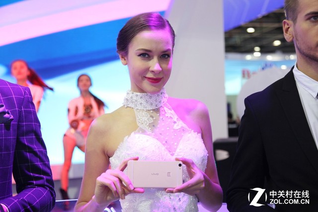 vivo參展移動全球大會 X6&X6Plus受追捧