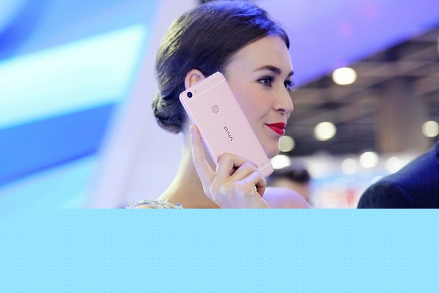 聚焦移動大會 玫瑰金版vivo X6Plus閃耀