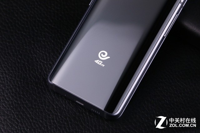 越覽天地 豪氣十足 三星W2016真機(jī)圖賞