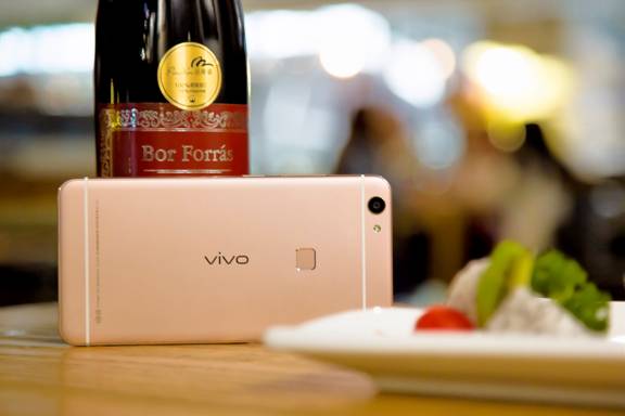 詮釋更強更快 夠快才暢快vivo X6Plus熱賣 