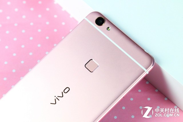粉嫩迷人 玫瑰金版vivo X6Plus真機(jī)圖賞