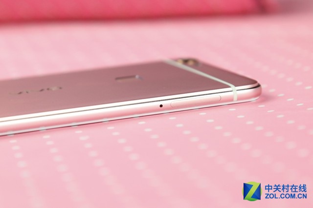 粉嫩迷人 玫瑰金版vivo X6Plus真機(jī)圖賞