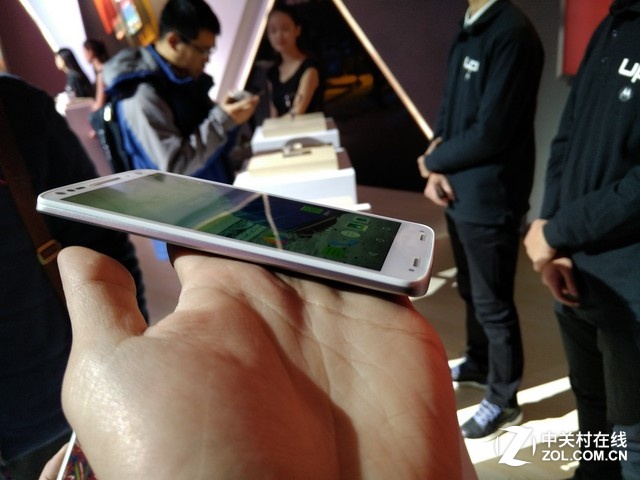 選擇決定實力 Moto X 極現場真機實拍