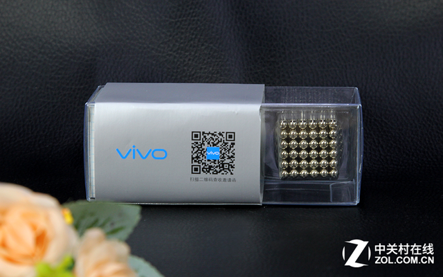 花樣百出 2015年手機(jī)發(fā)布會(huì)邀請函回顧