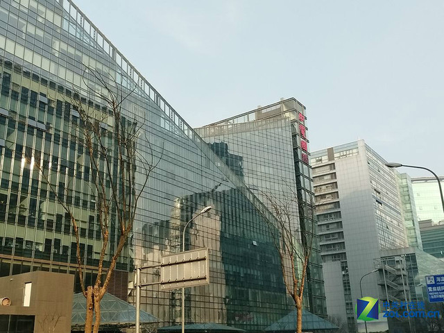 服務(wù)全面升級(jí) 中興AXON天機(jī)Max購(gòu)機(jī)手冊(cè)