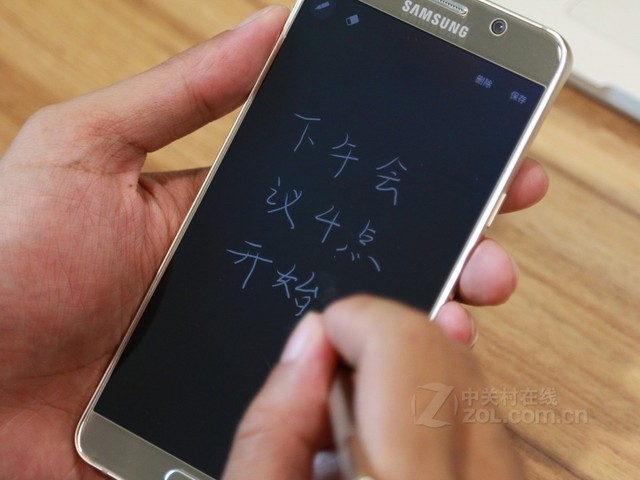 玩轉(zhuǎn)S Pen 三星Note5熄屏快寫便捷高效 