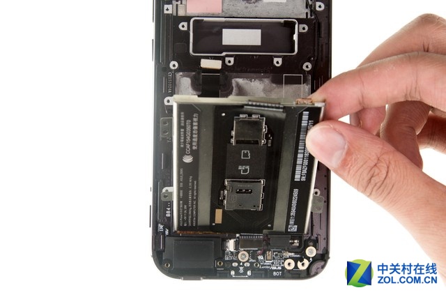 精密的“鷹眼” 華碩ZenFone Zoom拆解圖賞