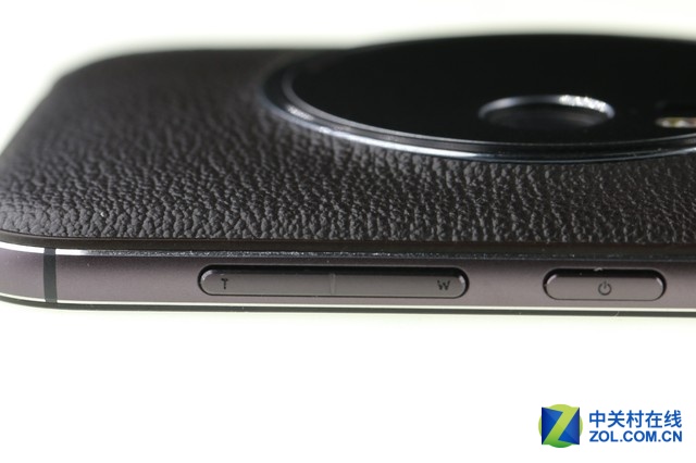 精密的“鷹眼” 華碩ZenFone Zoom拆解圖賞