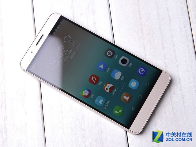 可旋轉鏡頭+指紋 華為榮耀7i現貨價2270 