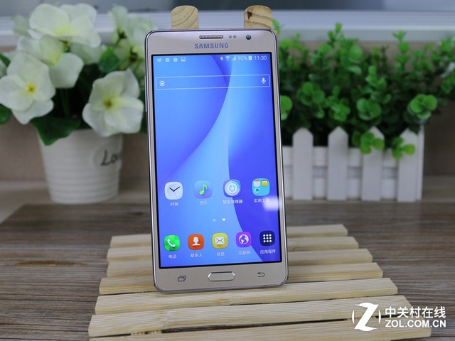 低價實用之選 三星 GALAXY On7報價1290