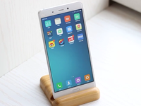 細長實體Home鍵沒跑 曝米5真機實拍視頻