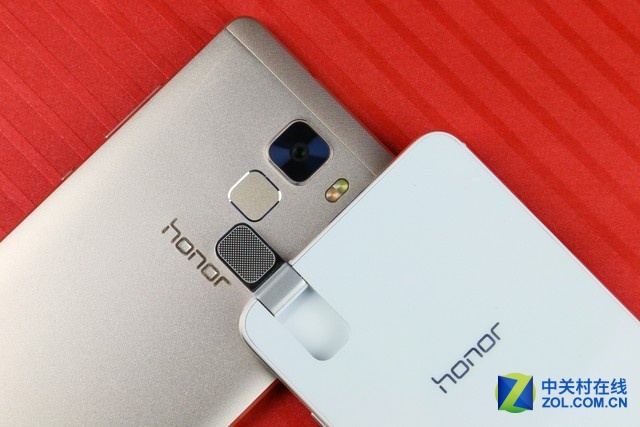 風格截然不同 榮耀7/榮耀7i對比圖賞