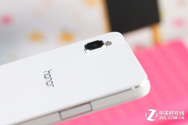 打開年輕人的新視界 榮耀7i開箱圖賞