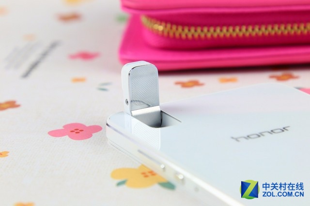 打開年輕人的新視界 榮耀7i開箱圖賞