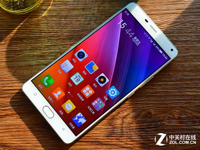 4000mAh是起步 高顏值高續航熱門機推薦