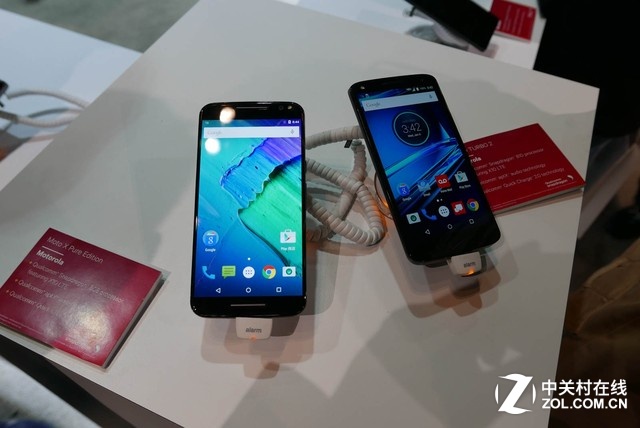 今年展臺的熱點自然是Snapdragon 820芯片。但是除了一臺樂視Le Max Pro封閉在盒子里展示,高通并沒有拿出大量技術參數介紹它的性能和特點,而是用兩個區域展示了820芯片的應用價值。