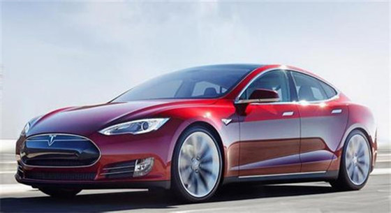 特斯拉接連起火自燃：電動(dòng)汽車是否真的安全？