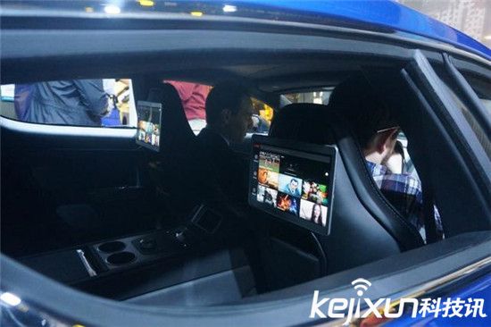 樂視與阿斯頓?馬丁合作新車Rapide S亮相CES